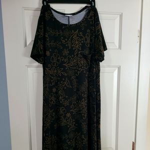 Worn once LuLaRoe light weight sun dress, black and gold. Size XL